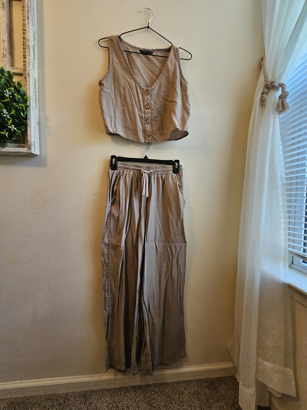 SHEIN Beige Button-Front Crop Top & Wide-Leg Pants Set